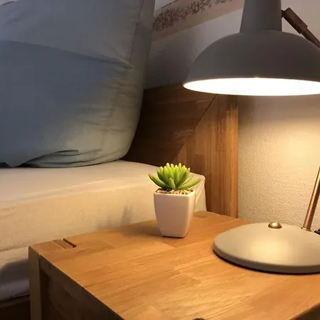 Mr Hannes Modern Retreat